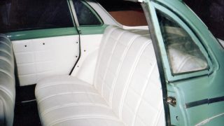 Tapeçaria de Carros Antigos