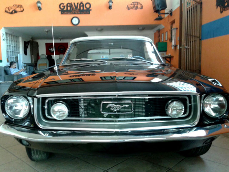 Mustang GT Preto Conversível 1968